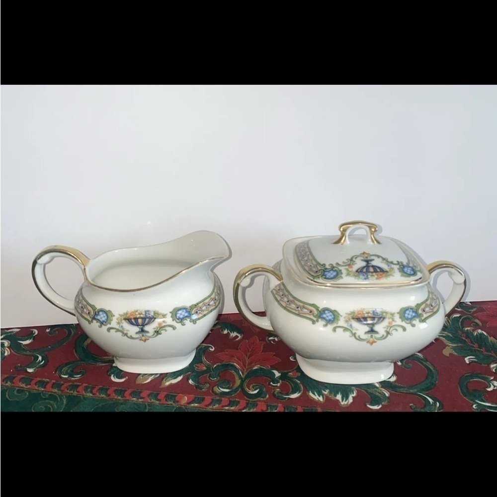 ART DECO CREAMER & SUGAR BOWL/LID, ‎ PAUL MULLER, SELB, BAVARIA, "TREASURE"